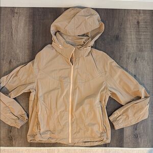 Lululemon tan windbreaker